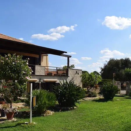 Ina * Donnalucata (Sicily)